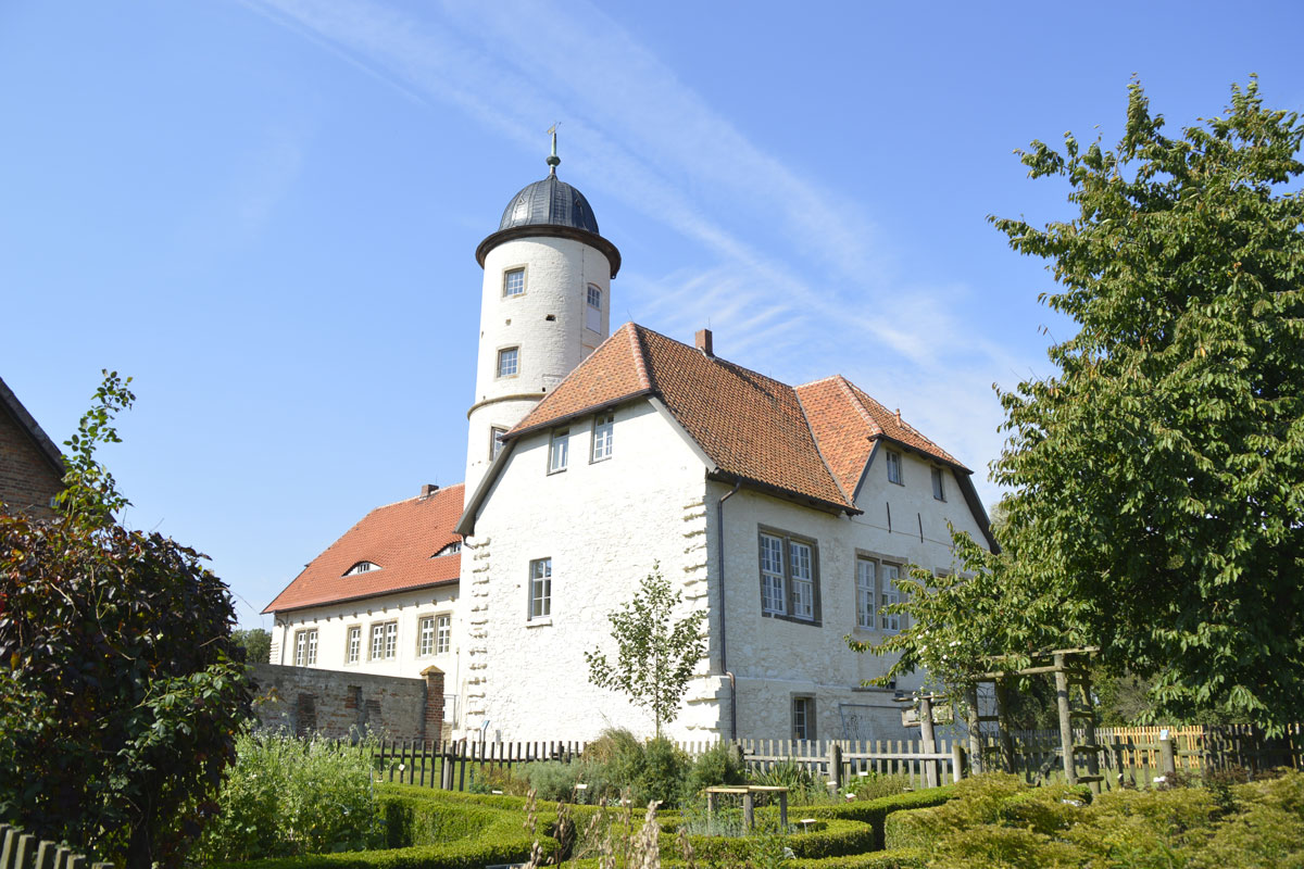 Denkmalgerechte Instandsetzung Burg Brome